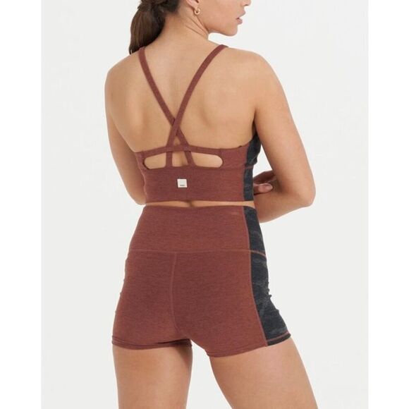 Vuori Aspire Elevation Sports Bra - Picture 2 of 8